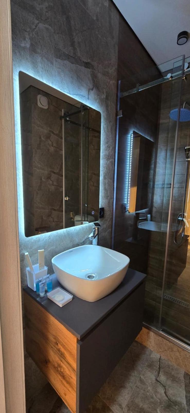 अपार्टमेंट Comfort Life 282 Almaty